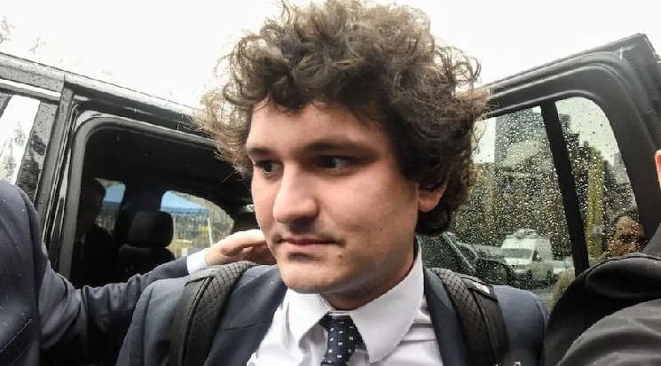 Мать Сэма Бэнкмана‑Фрида притворилась сыном ради ходатайства — прокуратура